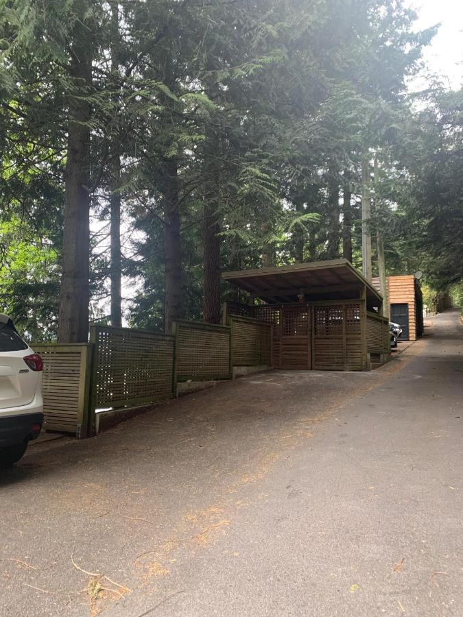 Waterfront Cottage With Superb Coastline Views West Vancouver Exterior photo